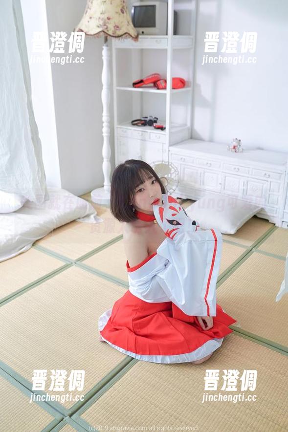 美图就在眼前，Kang Inkyung可爱的资源太诱人了吧！